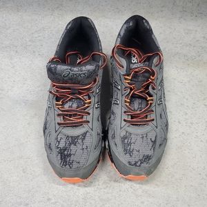 Aasics men's 7.5 black/gray/orange running shoes